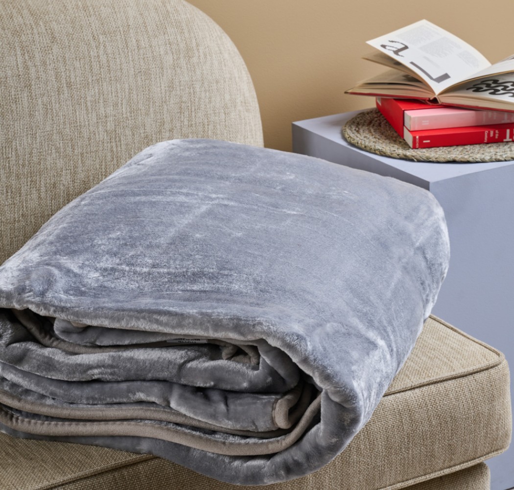 Κουβέρτα Μονόχρωμη Βελούρ “Silk Touch” Silver