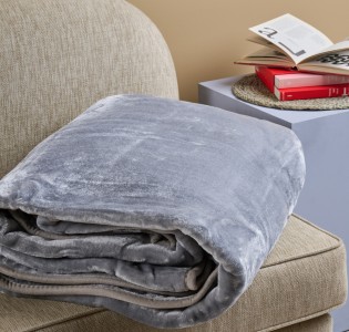 Κουβέρτα Μονόχρωμη Βελούρ “Silk Touch” Silver