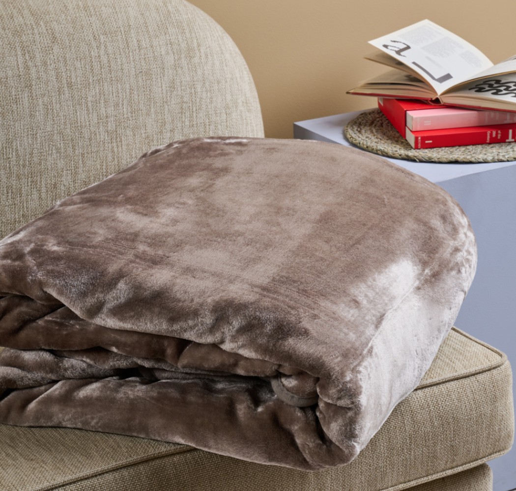Κουβέρτα μονόχρωμη Βελούρ ''Silk Touch'' Brown