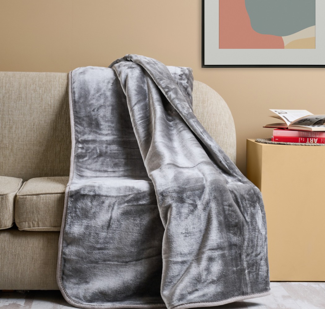 Κουβέρτα μονόχρωμη Βελούρ ''Silk Touch'' Grey