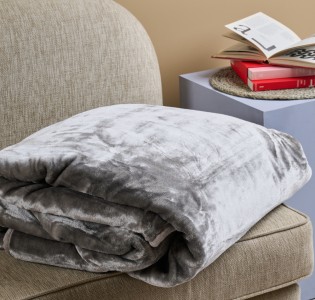 Κουβέρτα μονόχρωμη Βελούρ ''Silk Touch'' Grey