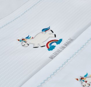 Κουβέρτα “Baby” Πικέ Κέντημα Unicorn Blue