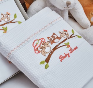 Κουβέρτα “Baby” Πικέ Κέντημα Owl Apricot