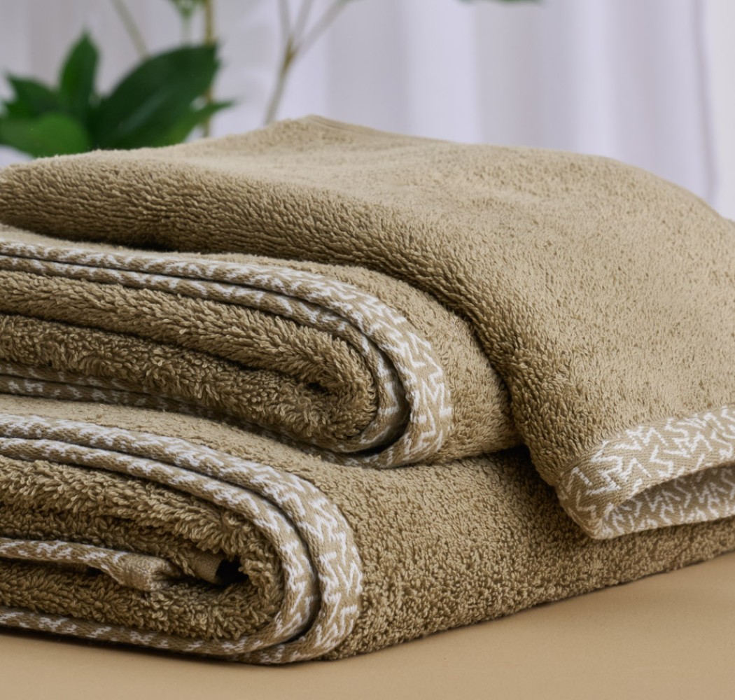 “Saluti” Olive Tree Towel